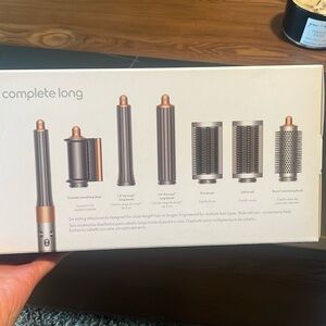 🚫‼️SOLD‼️🚫Dyson Airwrap™ Multi-Styler Complete Long set